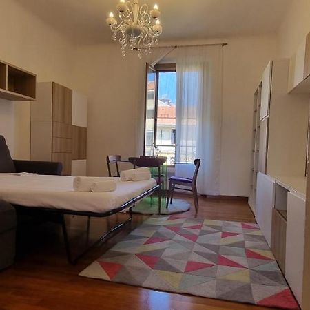 Ferienwohnung Joivy Light Flat Near Mudec Mailand Exterior foto